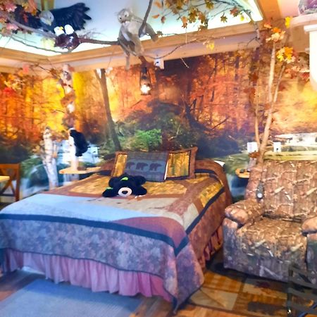 Bear Cove Inn Saint Ignace Εξωτερικό φωτογραφία