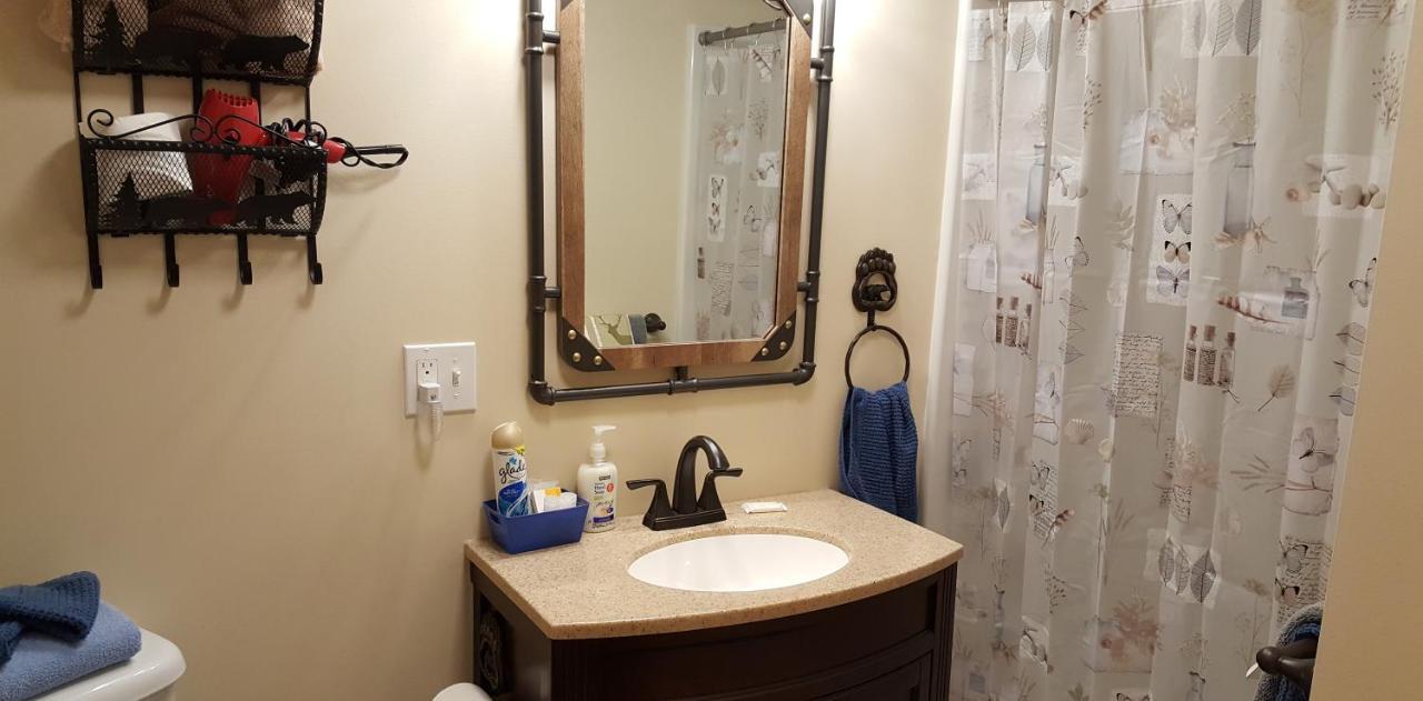 Bear Cove Inn Saint Ignace Εξωτερικό φωτογραφία